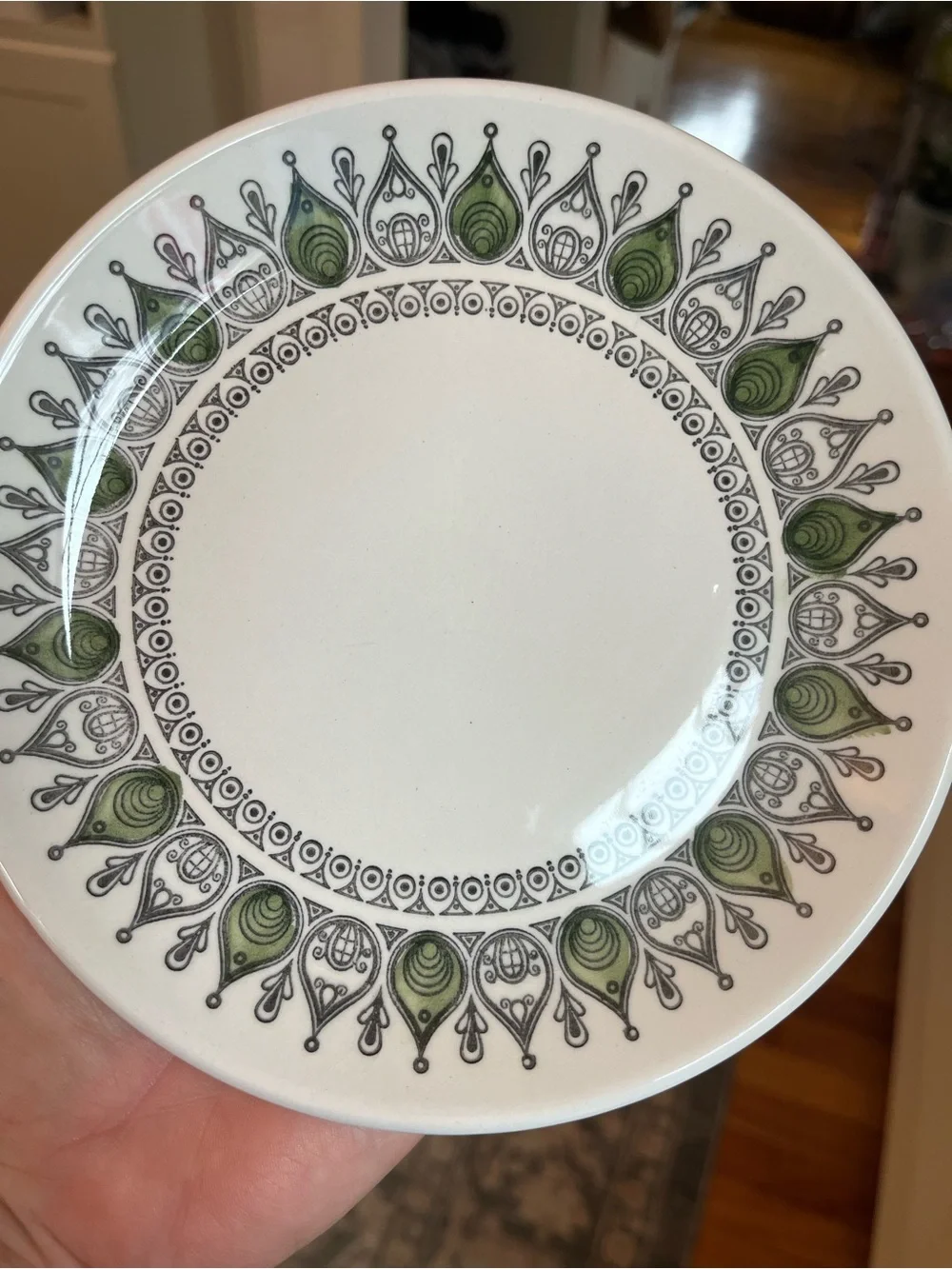 Vintage Biltons BIL48 ironstone 6.5” plates from Staffordshire set of 6